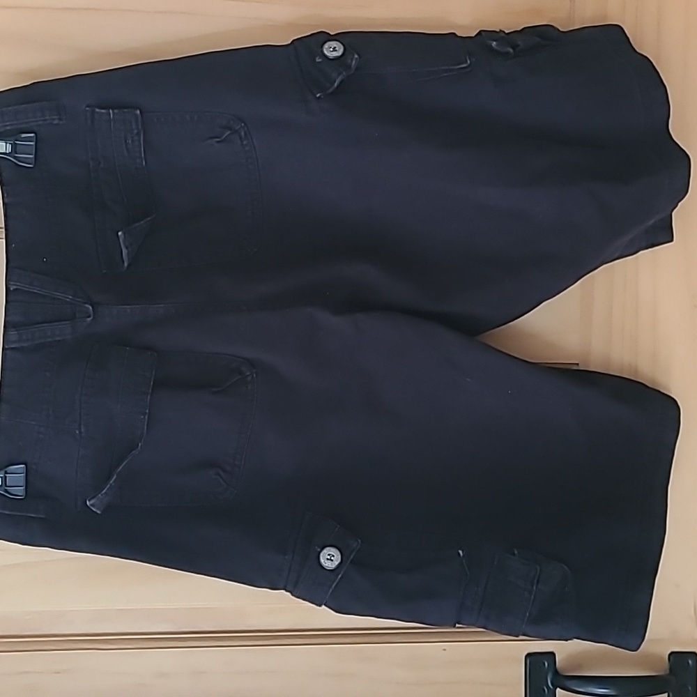 Plugged cargo shorts - Picture 4 of 4